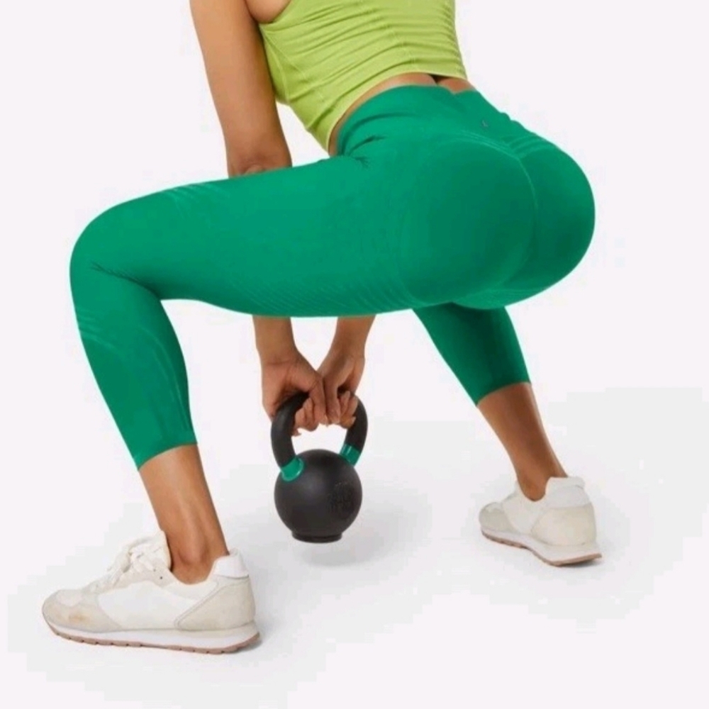 FANKA Body Sculpt 7/8 Leggings (Reversible Wear) In Oasis Green - Picture 10 of 11